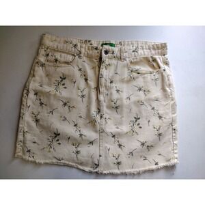 DIP‎ Floral Denim Mini Skirt Size 9 Beige Yellow Raw Hem Casual Summer